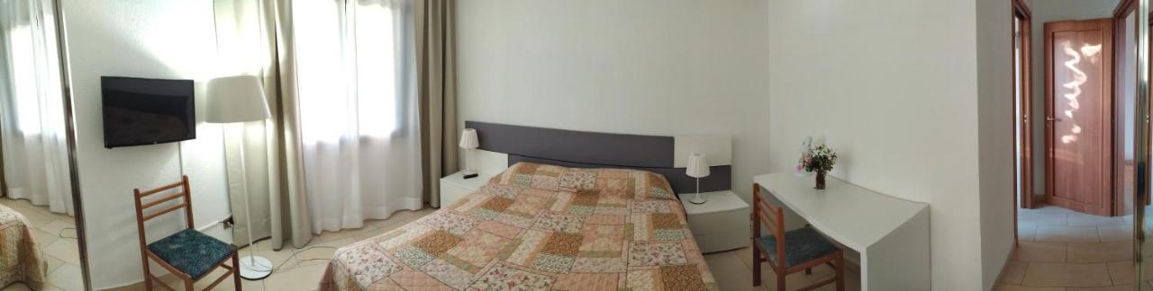 Nero Basalto Azzurro Mare Bed & Breakfast Aci Castello Exterior photo