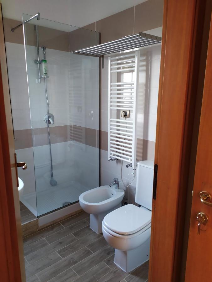 Nero Basalto Azzurro Mare Bed & Breakfast Aci Castello Exterior photo